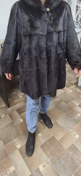 haină din blană naturalăNurcă,,(bizone)