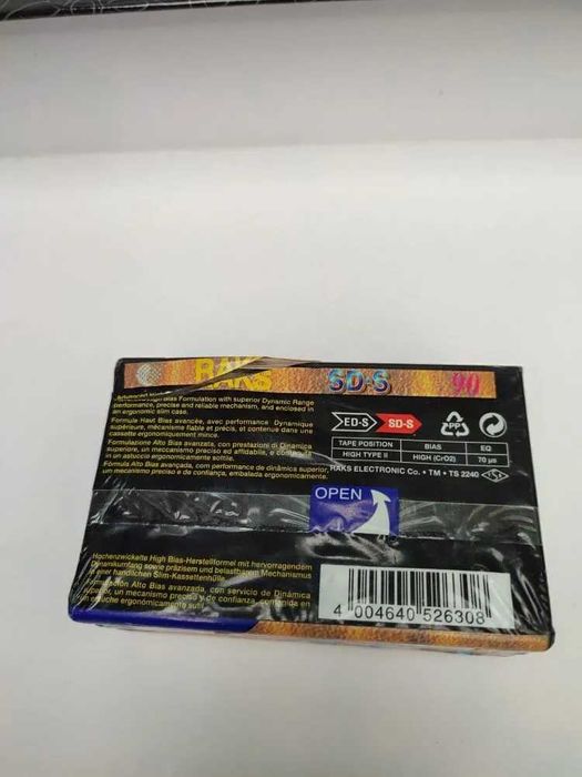 Новые компакт кассеты  RAKS SD-S 90 .
