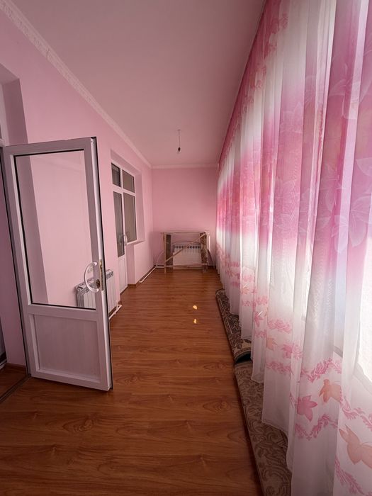 3 xonali yangi kvartira ijaraga beriladi