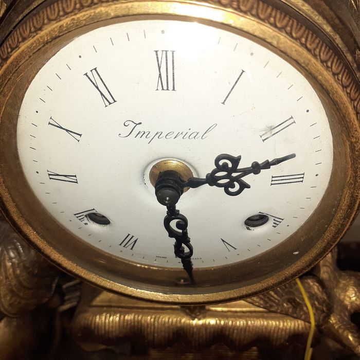 Ceas imperial semnat