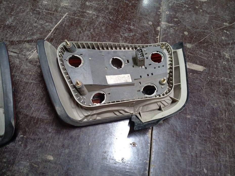 BMW e 36 стоп сигнал