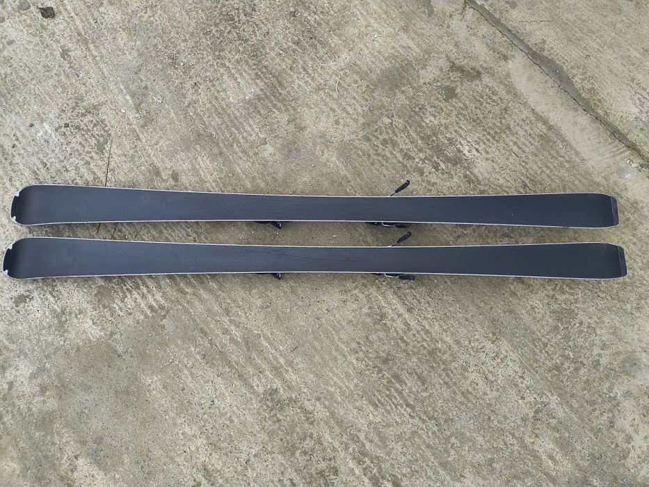 Schiuri / skiuri Fischer 170cm  aproape noi