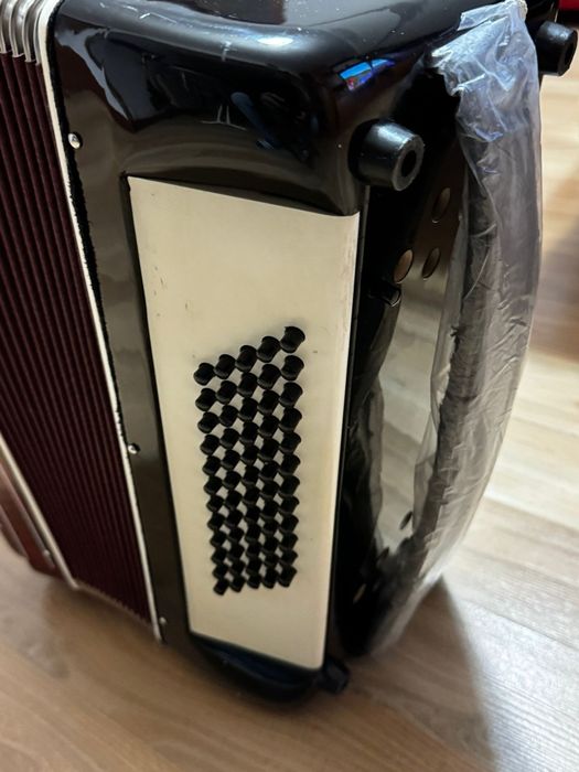Acordeon Bijuterie Mauer Nou