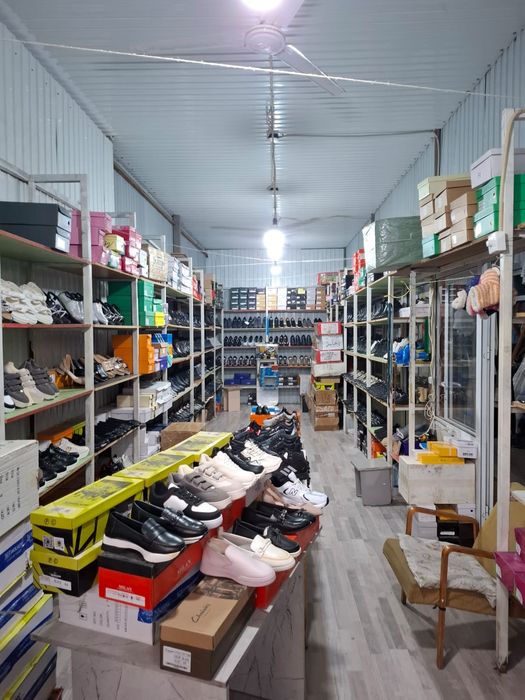 Бутик арендаға беріледі. Сдается бутик в аренду. Э