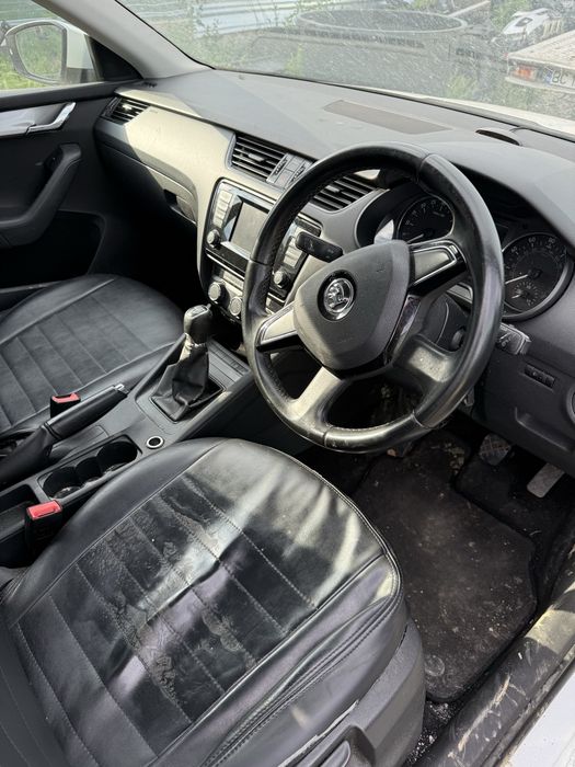 Piese si accesorii skoda octavia 3 1.6 clh