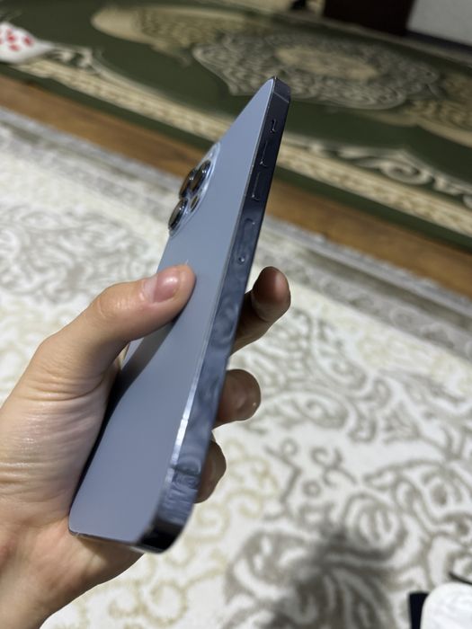 Продам айфон 13 про мах