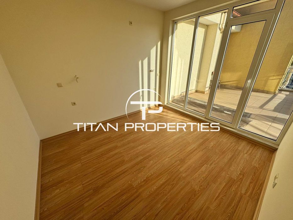 Продава се Тристаен апартамент в Поморие - 92 кв.м за 575 €/кв.м - Снимка #2