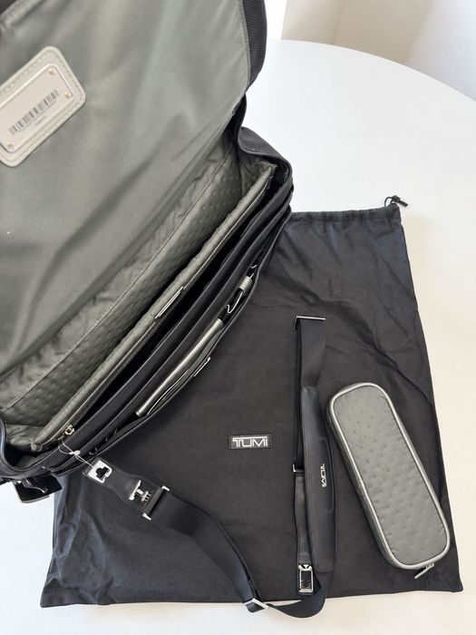 TUMI Accomplishment Expandable Computer Flap Brief