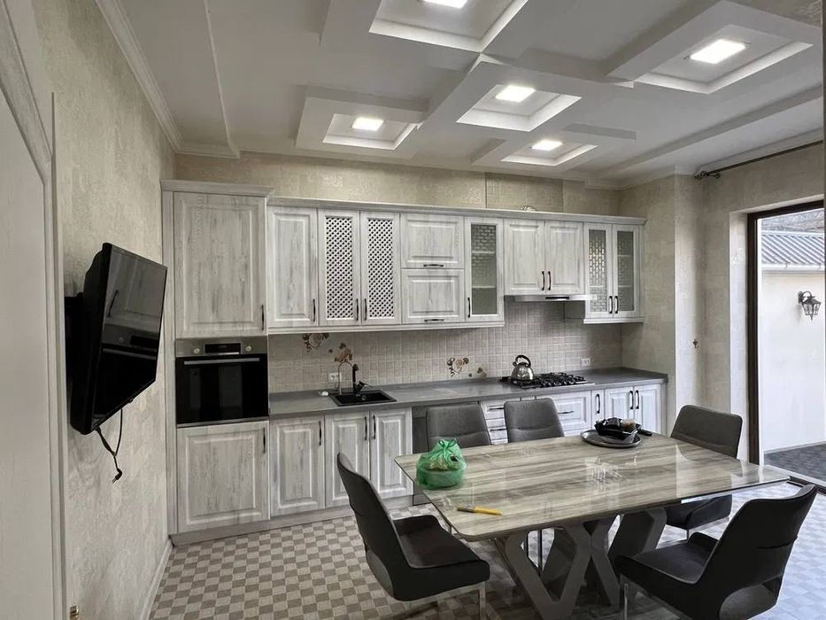 Аренда коттеджа на Мирзо-Улугбекском районе ( н91 )