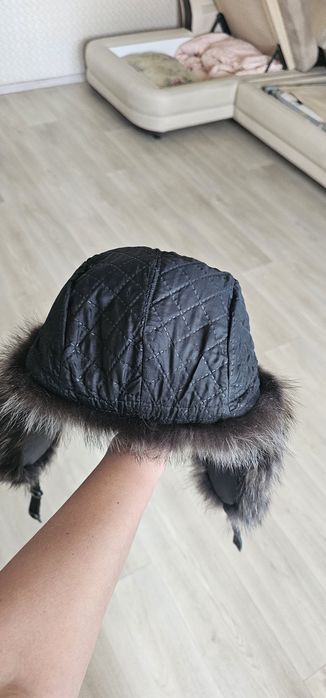 Продам детскую шапку