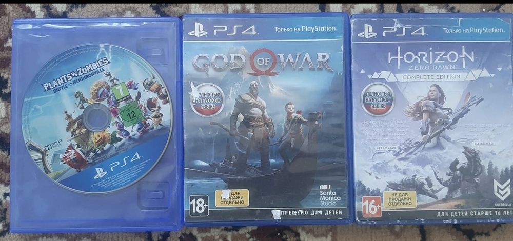 Срочно продам PS4