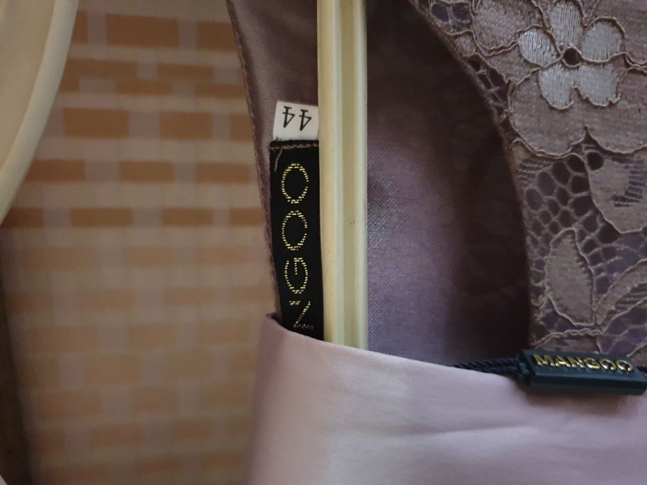 Женское платье новое.