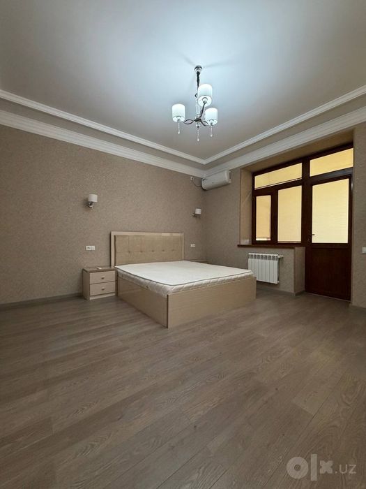 4 ком. Квартира 127 м2. Ор-р: улица Махтумкули, Макро