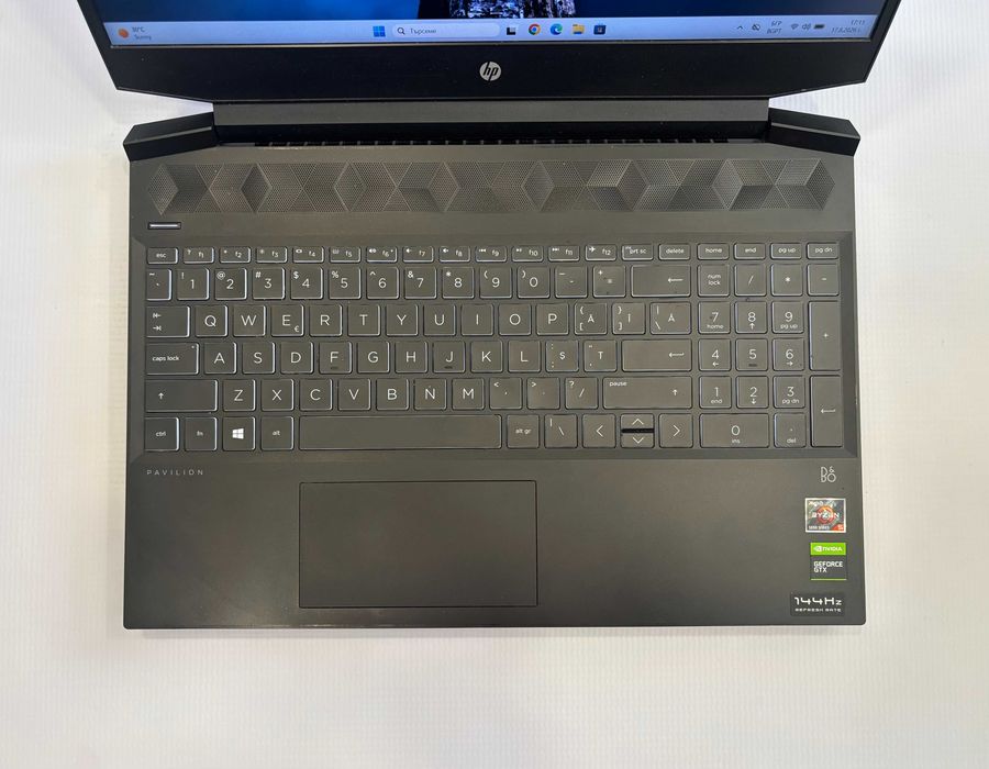 Геймърски лаптоп HP Pavilion 15, AMD Ryzen 5 5600H, GTX 1650 4GB, 12GB ram