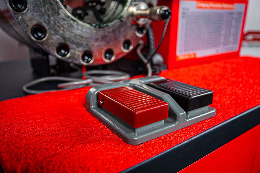 Пресс обжимной для РВД  SD51Z (MK100)