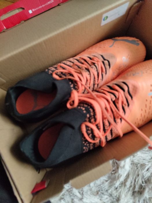 Vând puma originale