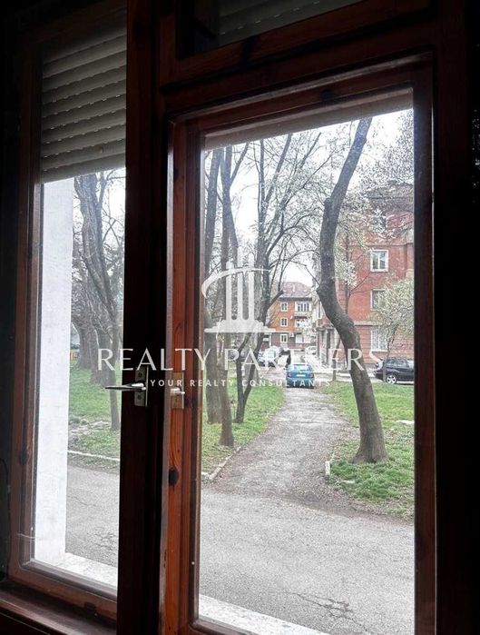 Продава се Двустаен апартамент в Перник, Изток - 41 кв.м за 1903 €/кв.м - Снимка #5