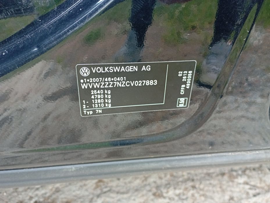 Фолксваген Шаран 2.0 тди dsg 140 kоня 2014 год