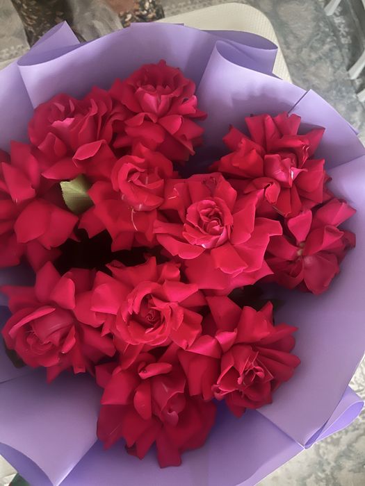 Свежый әдемі гүл бар