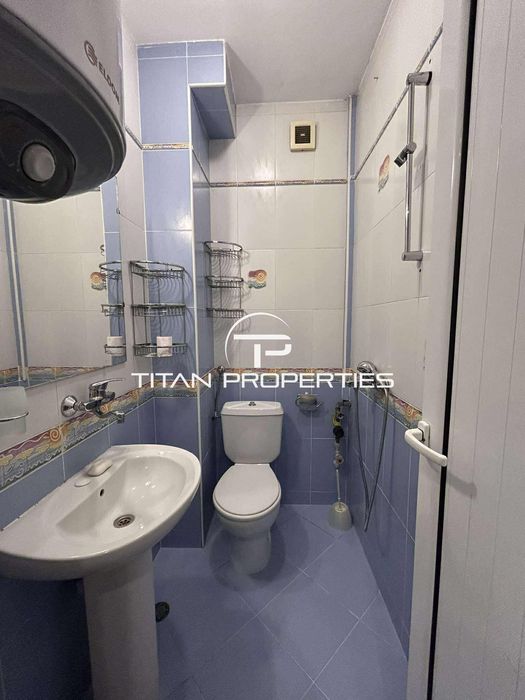 Тристаен апартамент, под наем, Център