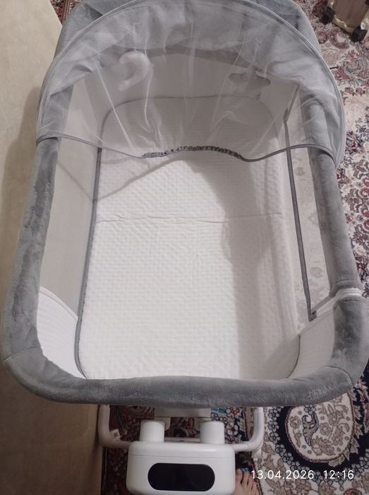 Chaqaloqlar uchun belanchak elektron beshik