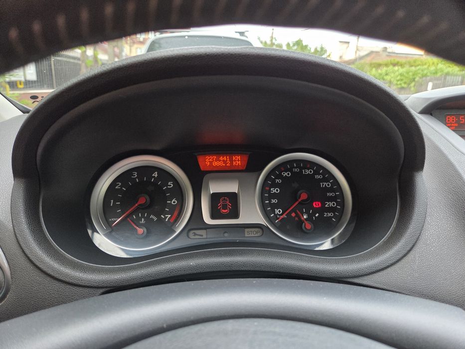 Vand Renault Clio III  benzina + Gpl
