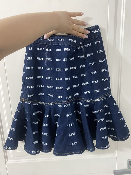 Платье SPORTMAX, юбки новые, пиджак, платья