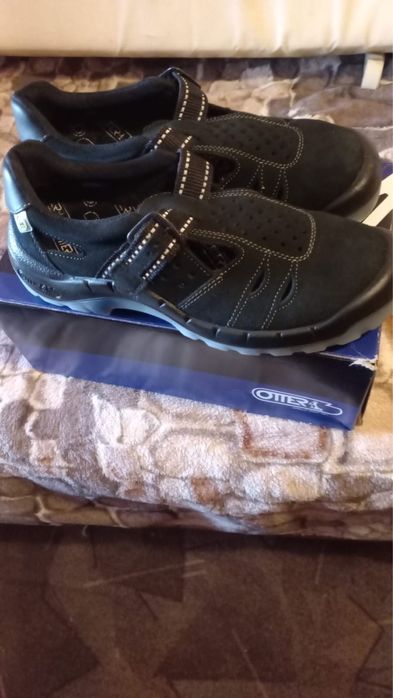 Pantofi de protectie  cu bombeu, ESD - Marimea 44