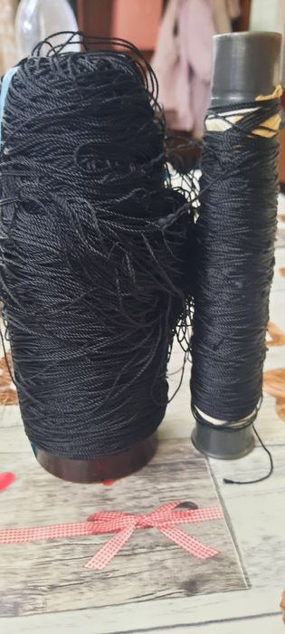 Бабины капроновых ниток
