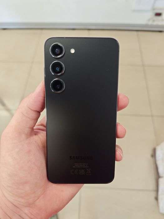 Samsung galaxy s23 negru