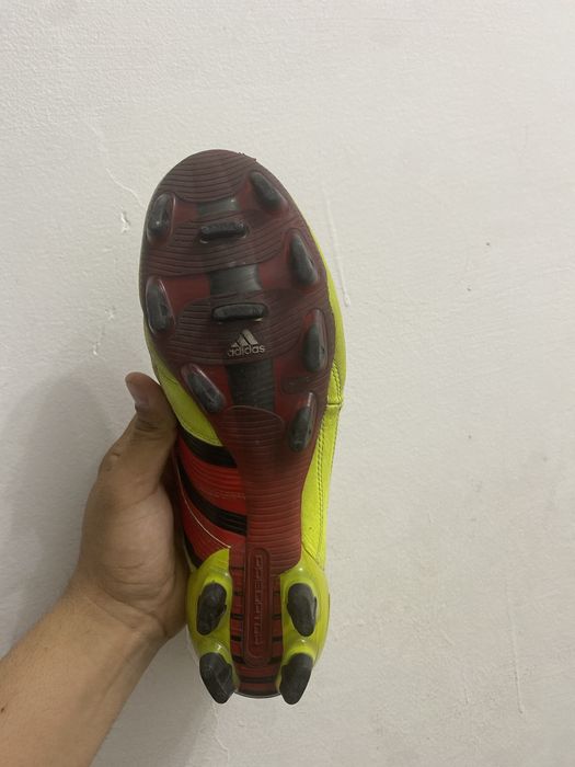 Продам бутцы 41.5-42 размер предатор