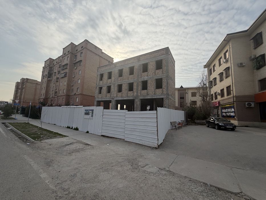 Аренда оделна стояши здания Яшнабот район Гузал махала 4 этаж 940 кв