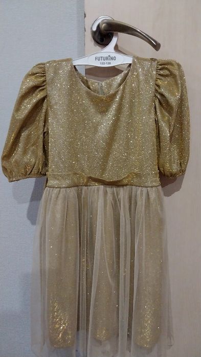 Продам детское платье