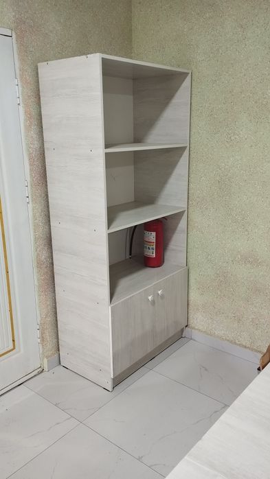 Parta stullar sotiladi