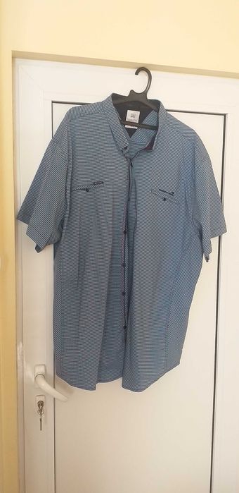 Мъжка риза голям размер ххл и близа с якичка цена 30лв.