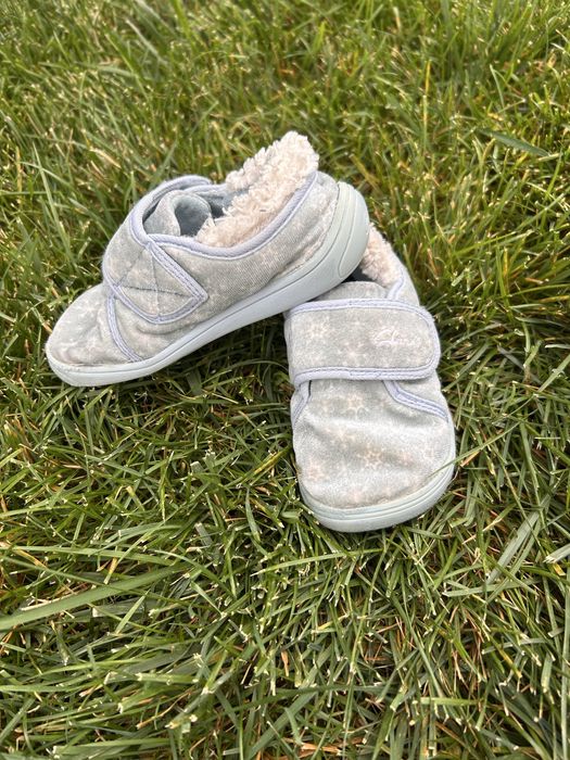 Пантофки 23 номер