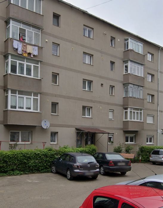 Ap cu 2 camere de vanzare ( piata mica)