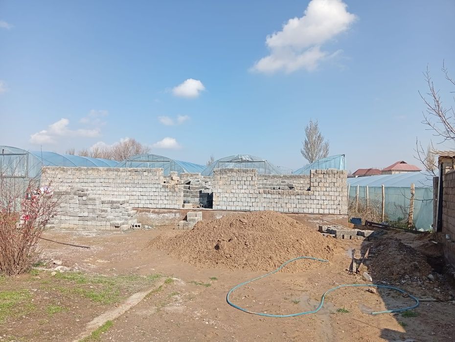 Үи сатылады Дербісек