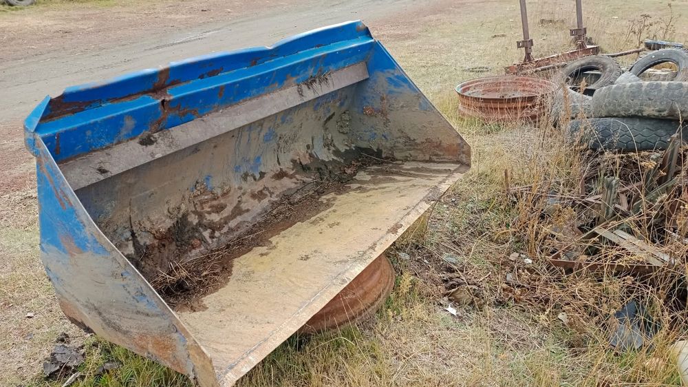 Тракр беларус 892