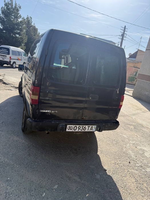 Opel combo van xolati idiyal ob xaydaysiz