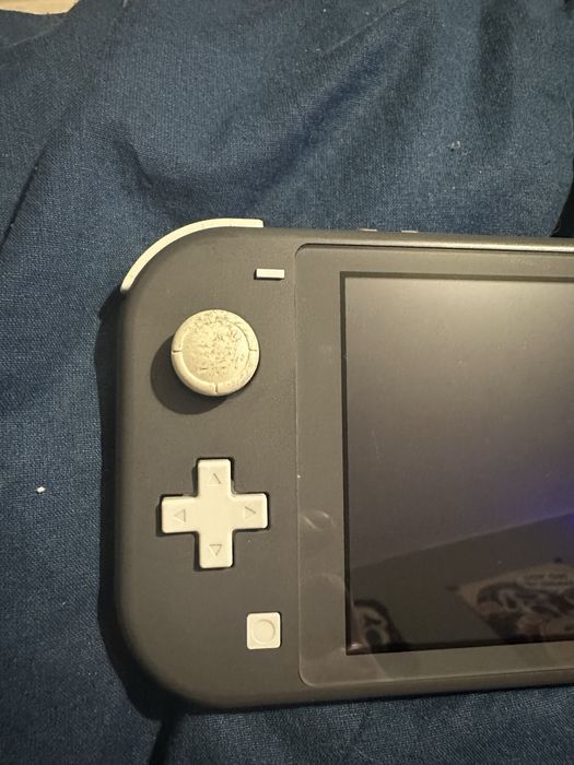 Nintendo switch Lite със 128 чип