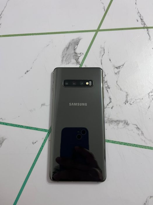 Самсунг s10+ на терабайт