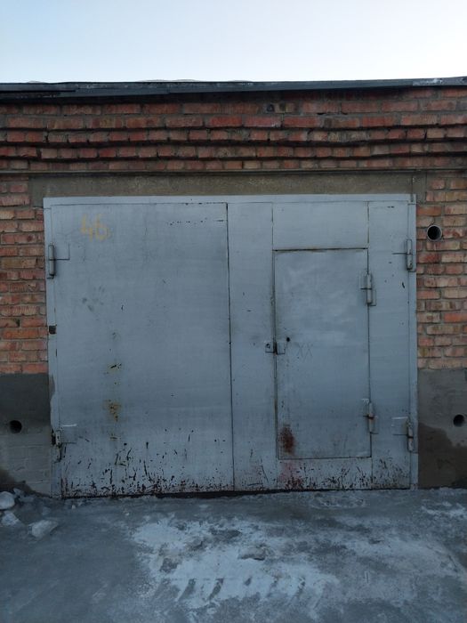 Продам гараж р-он Тополиная роща