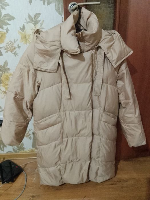 Продам куртку на девочку