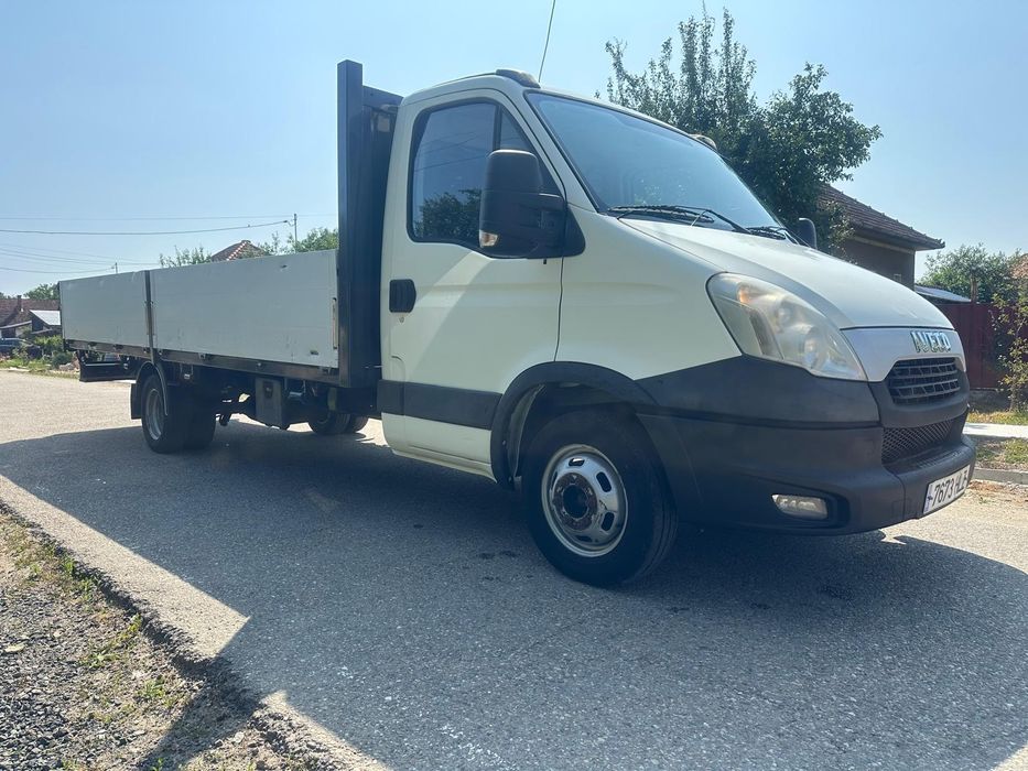 Iveco daily 50c15 3.5t,3l ,4,75 axe, fara rugina spania an 2011