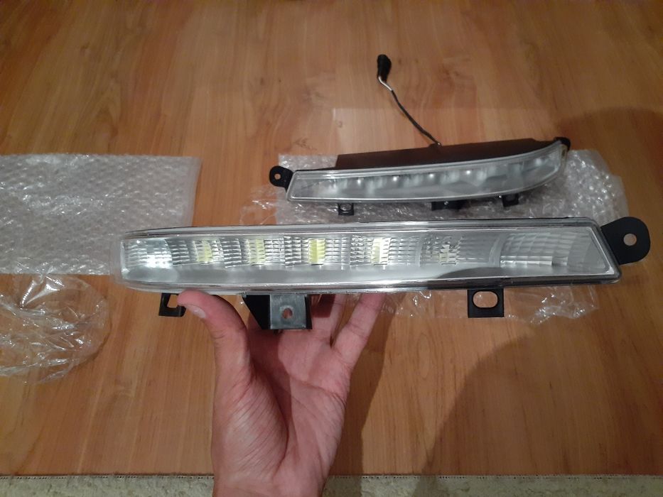 Противотуманки ДХО мерседес W221 AMG