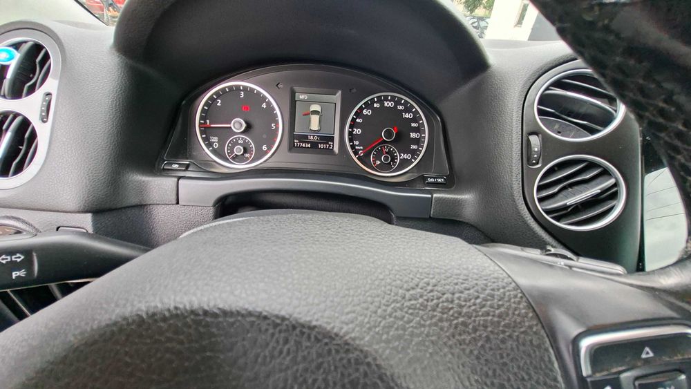 Se vinde VW TIGUAN, înmatriculat RO, 4x4, Diesel,170 CP, 2012, navi. și camero spate Lenovo, euro 5