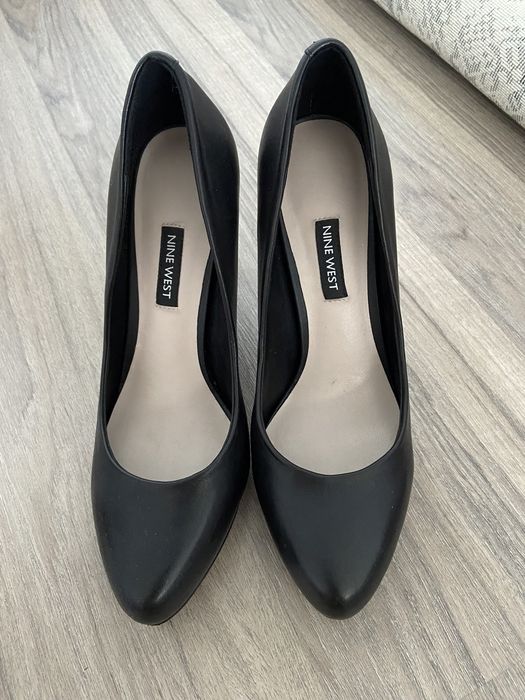Классические черные туфли Nine West