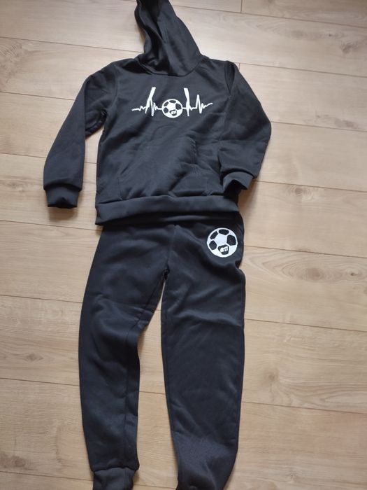 Детски спортен екип, размер 140