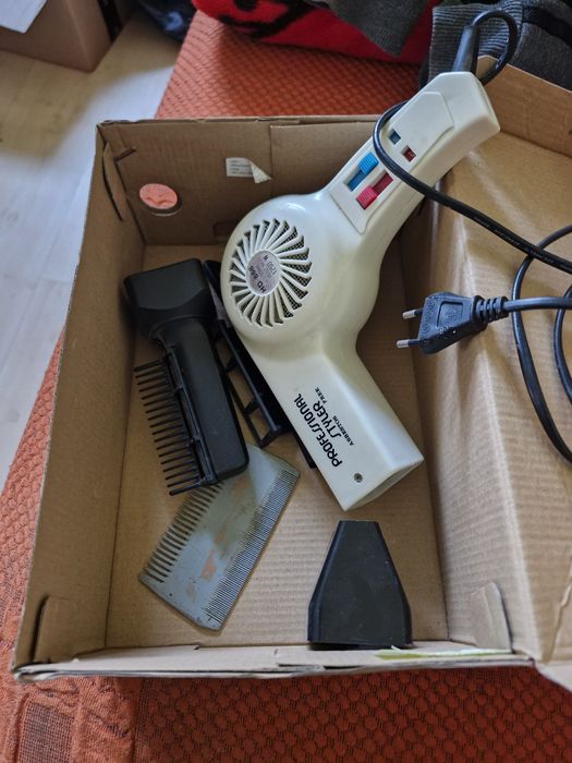 Uscător de par profesional styler asbestos free